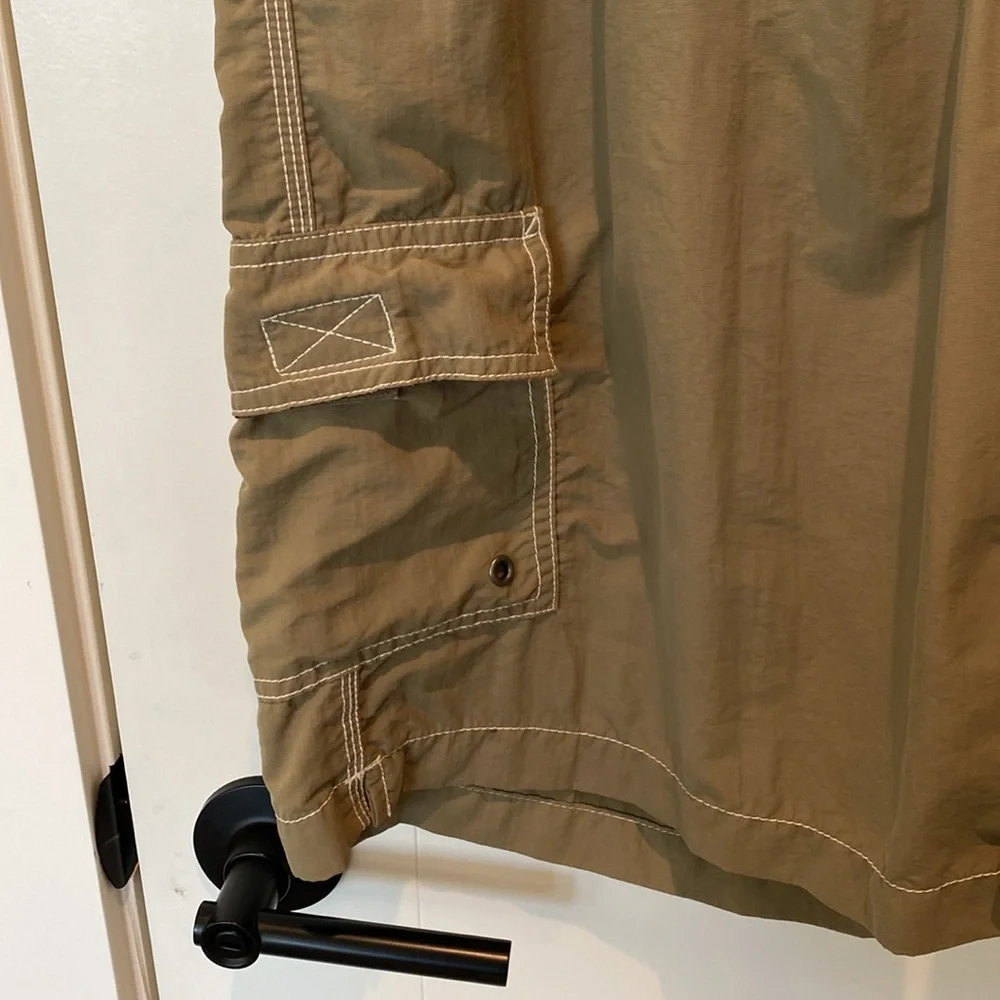 Ralph Lauren Men’s Swim Trunks/Board Shorts.  Large.  Olive Khaki. Inside Lining